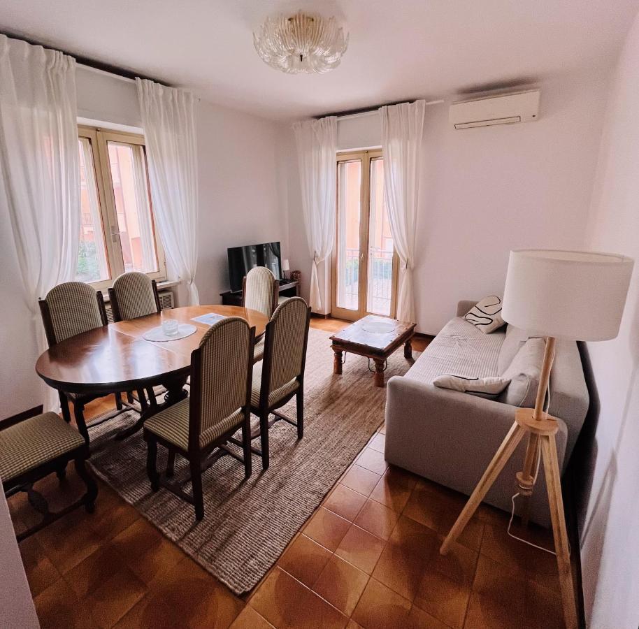 Apartment Al Lago, トッリ・デル・ベーナコ エクステリア 写真